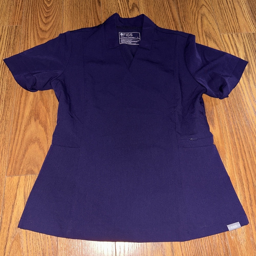 Figs Inala Women's Slim Scrub Top Size S Purple Jam w/Self Collar Style Flawless